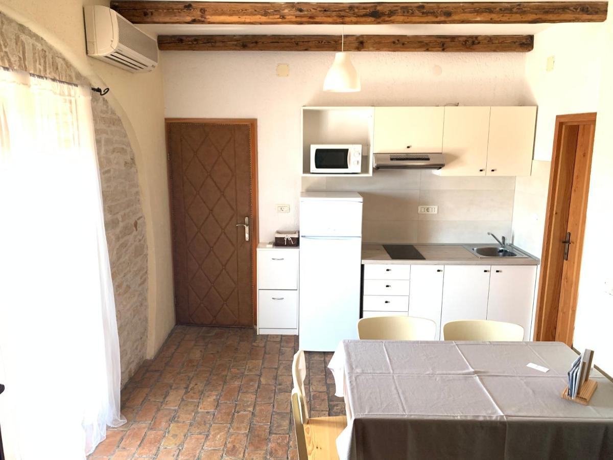 Apartments Ceh Ližnjan المظهر الخارجي الصورة